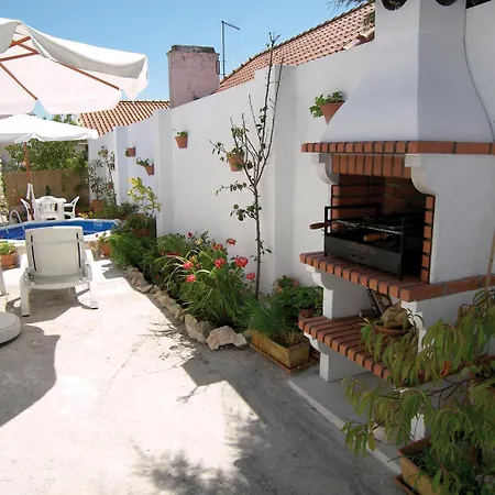 Feriehus Secret Garden - Romantic With Patio And Pool - Privacy